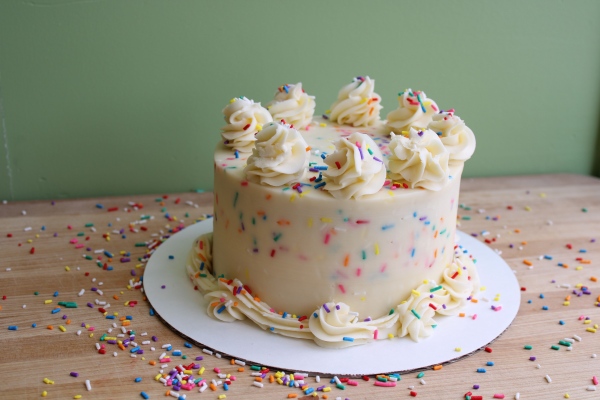 Birthday Cake ~ 6" Round