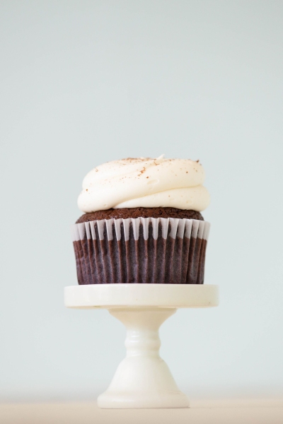 Black & White Cupcake ~ Individual