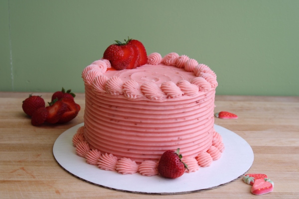 Strawberry Fields Cake ~ 6" Round