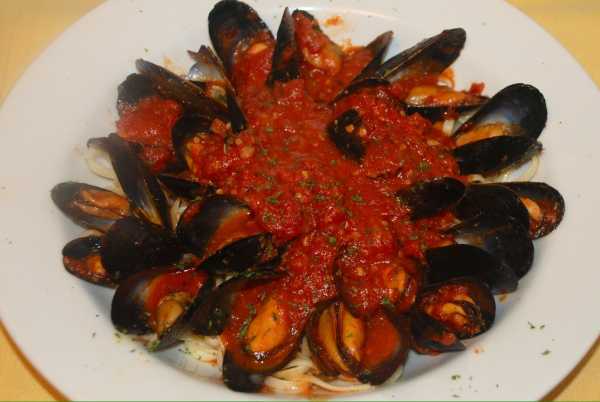 Mussels Marinara - Half Pan