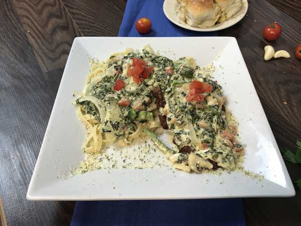 Chicken Florentine - Half Pan